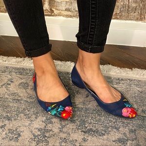 Fun Nine West flats 🌸